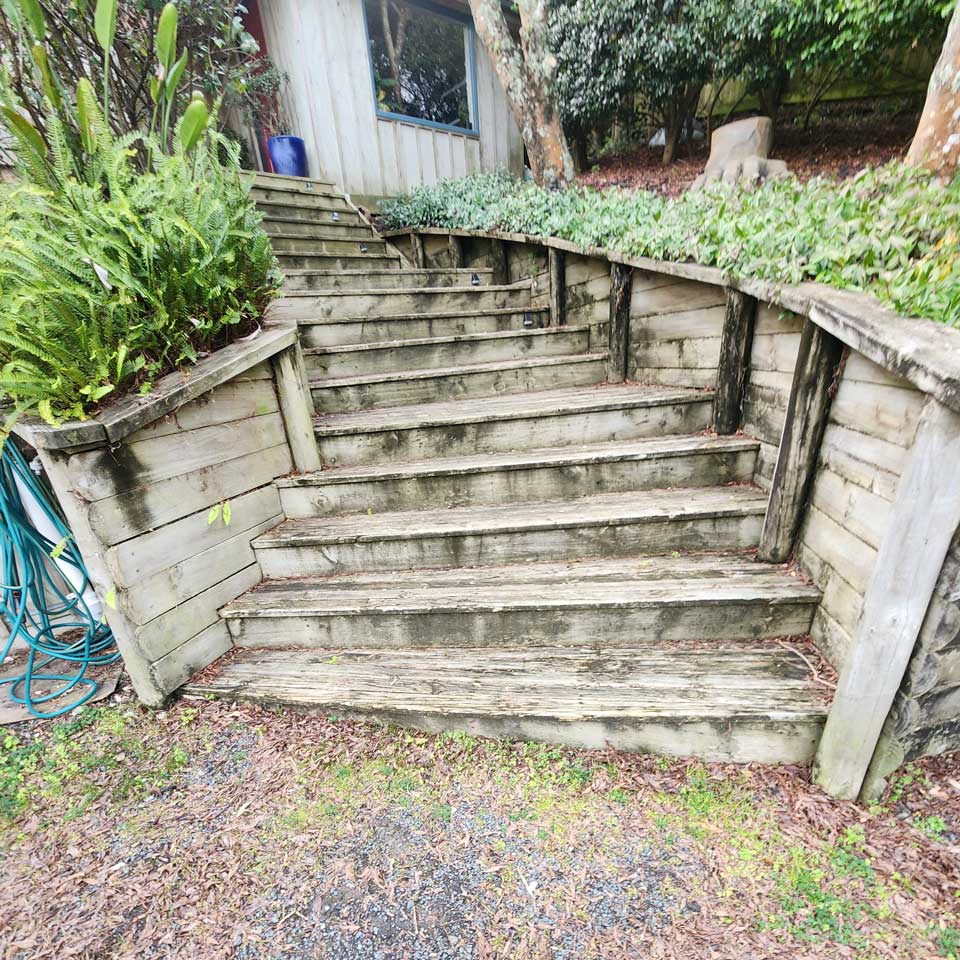 Outdoor Stairs - Tindalls Bay(Before)